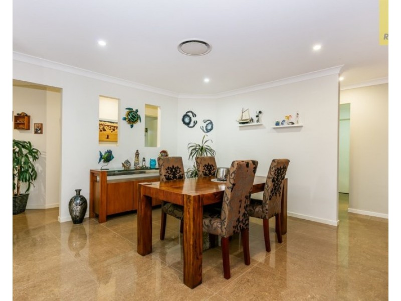 120-124 Lincoln Green Drive, Forestdale QLD 4118