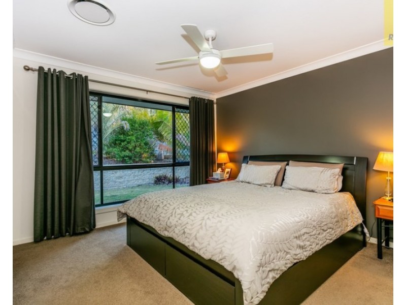 120-124 Lincoln Green Drive, Forestdale QLD 4118