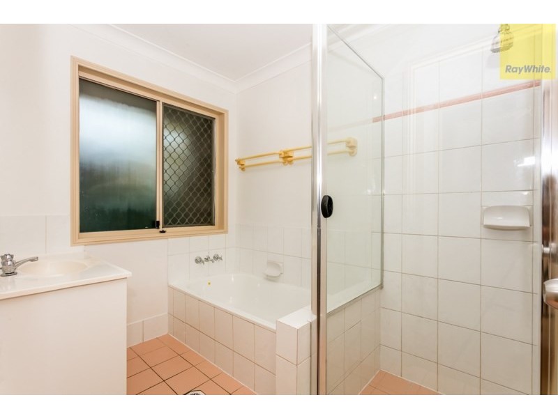 1 Julius Court, Marsden QLD 4132