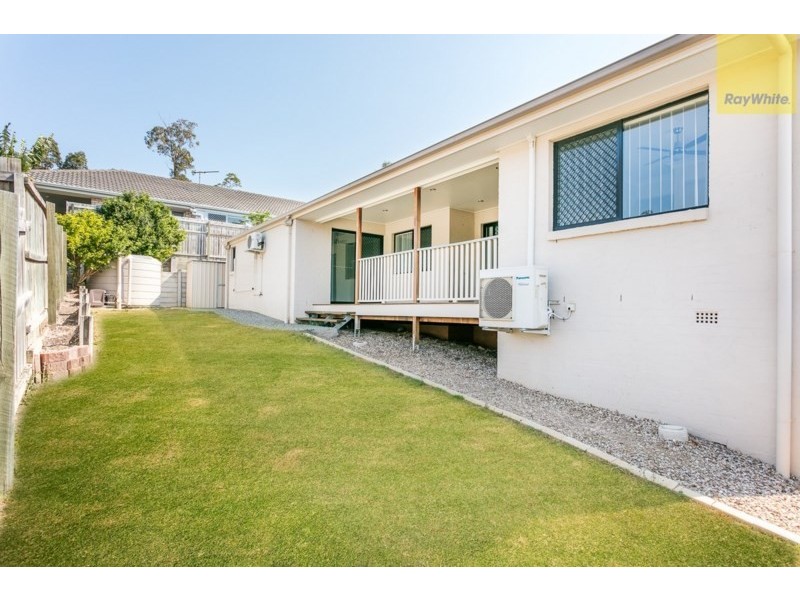 5 Outlook Drive, Waterford QLD 4133