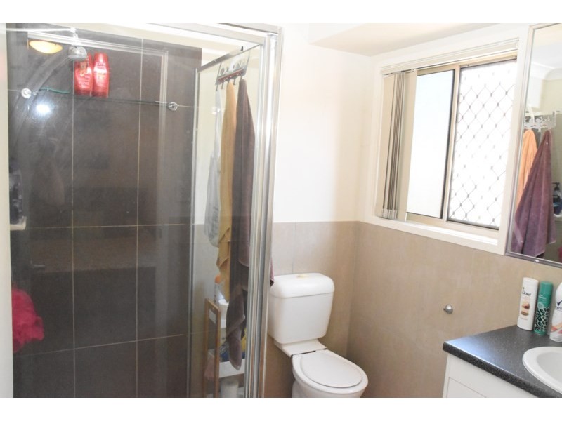 27 Serenity Court, Crestmead QLD 4132