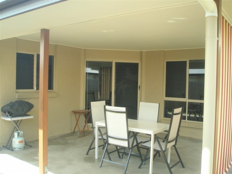 27 Serenity Court, Crestmead QLD 4132