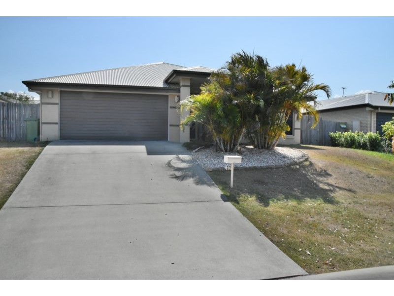 27 Serenity Court, Crestmead QLD 4132