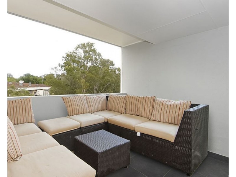 268 Browns Plains Road, Browns Plains QLD 4118