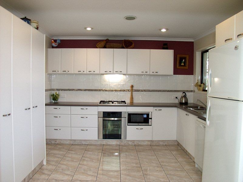 13 Newburn Street, Hillcrest QLD 4118