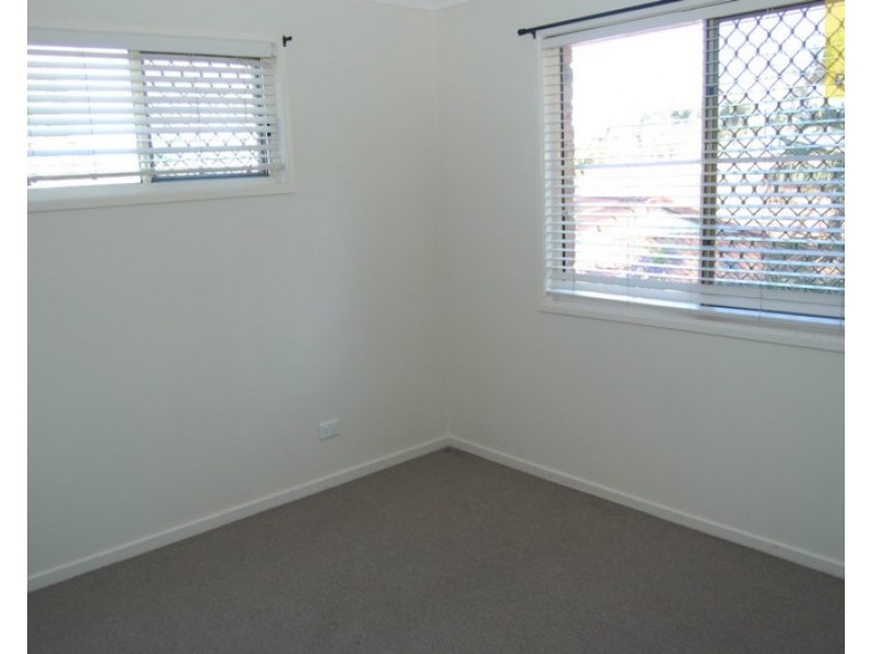 2 Itea Court, Regents Park QLD 4118