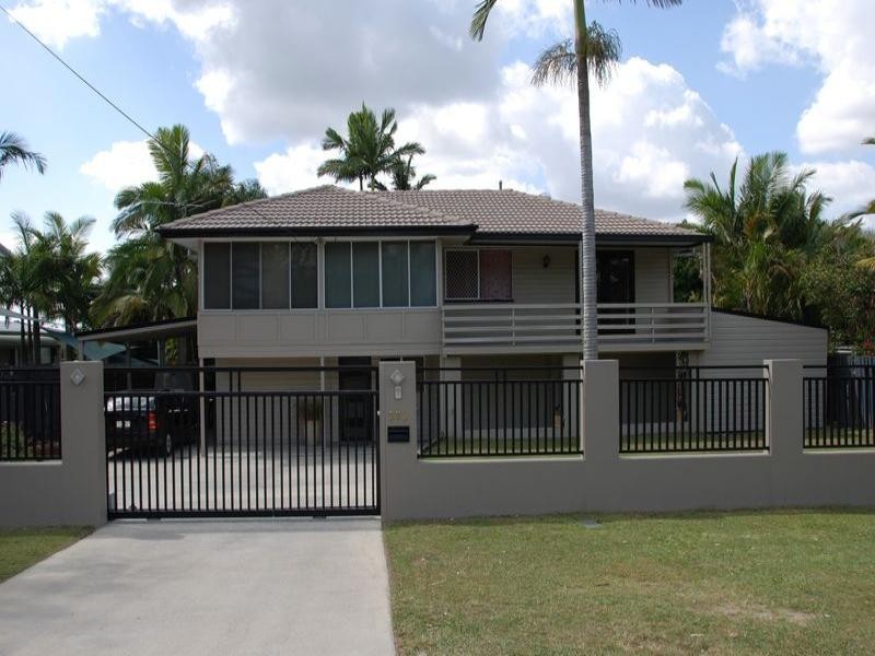 272 Middle Road, Boronia Heights QLD 4124