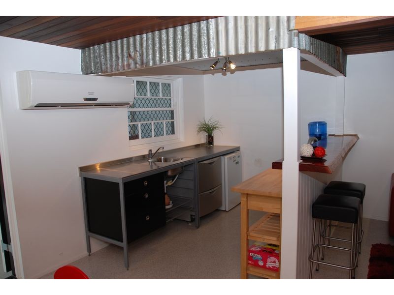 272 Middle Road, Boronia Heights QLD 4124