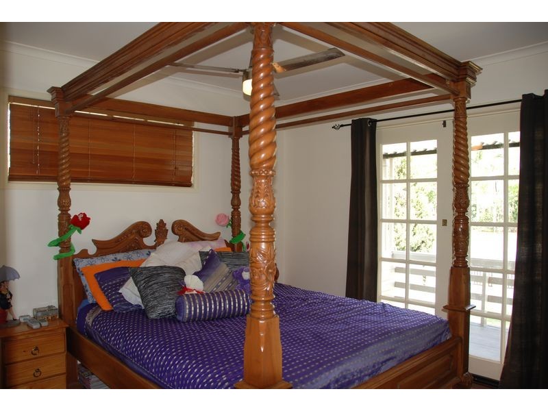 272 Middle Road, Boronia Heights QLD 4124