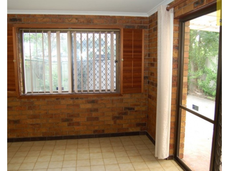 19 Seaton Street, Hillcrest QLD 4118