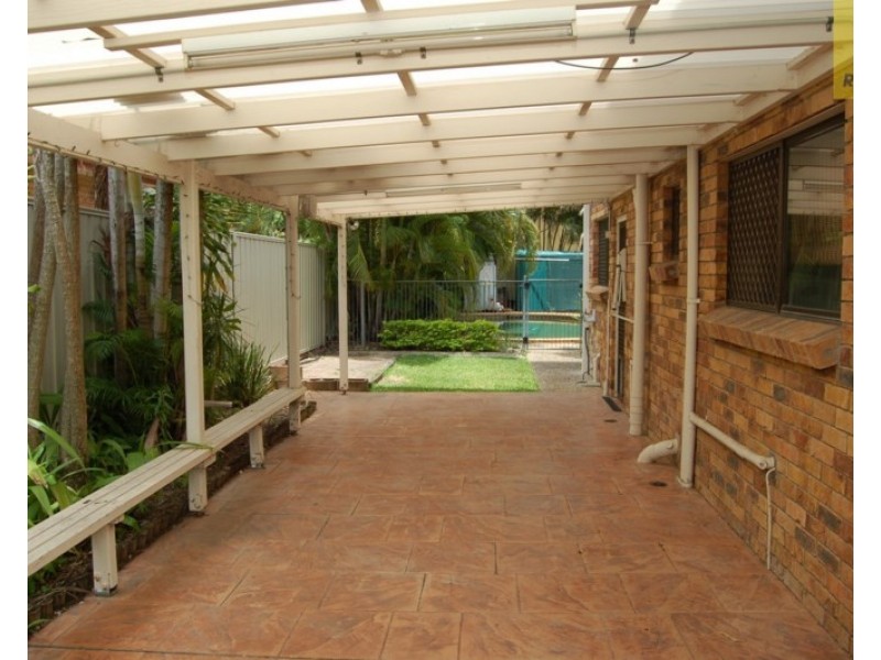 19 Seaton Street, Hillcrest QLD 4118