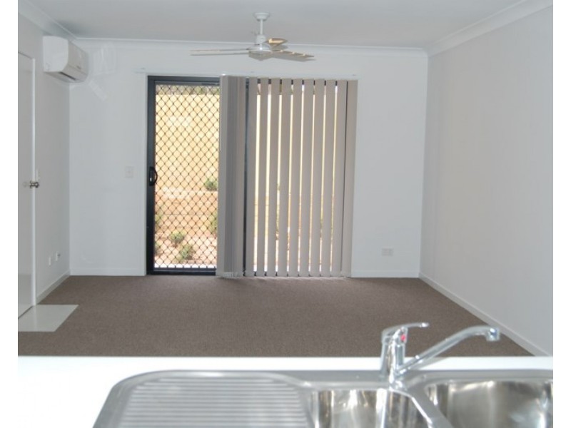 8/6 Deveraux Road, Boronia Heights QLD 4124
