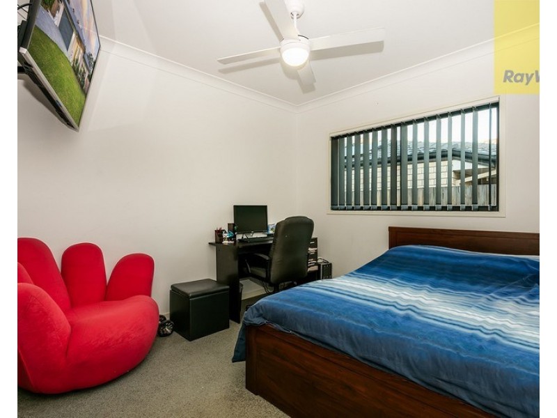 30 Thames Drive, Regents Park QLD 4118