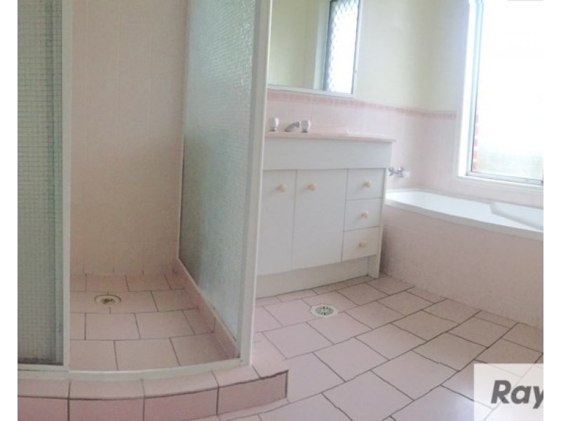 34 Maclean Drive, Boronia Heights QLD 4124