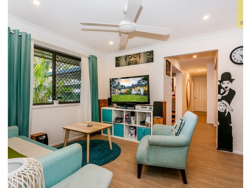 2 Letitia Street, Regents Park QLD 4118