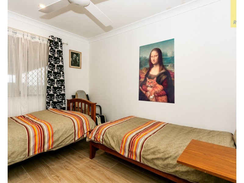 2 Letitia Street, Regents Park QLD 4118