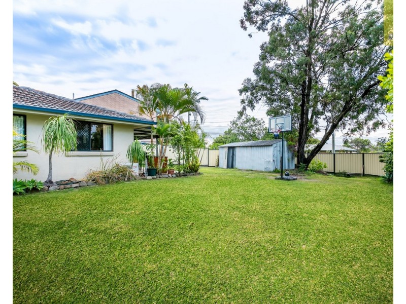 2 Letitia Street, Regents Park QLD 4118