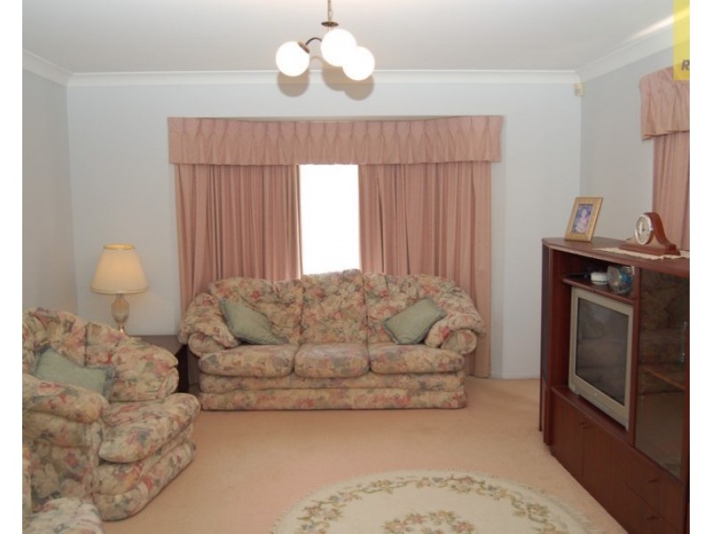 5 Carnation Crescent, Calamvale QLD 4116