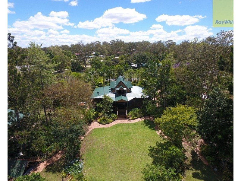 26-28 Durham Court, Park Ridge South QLD 4125