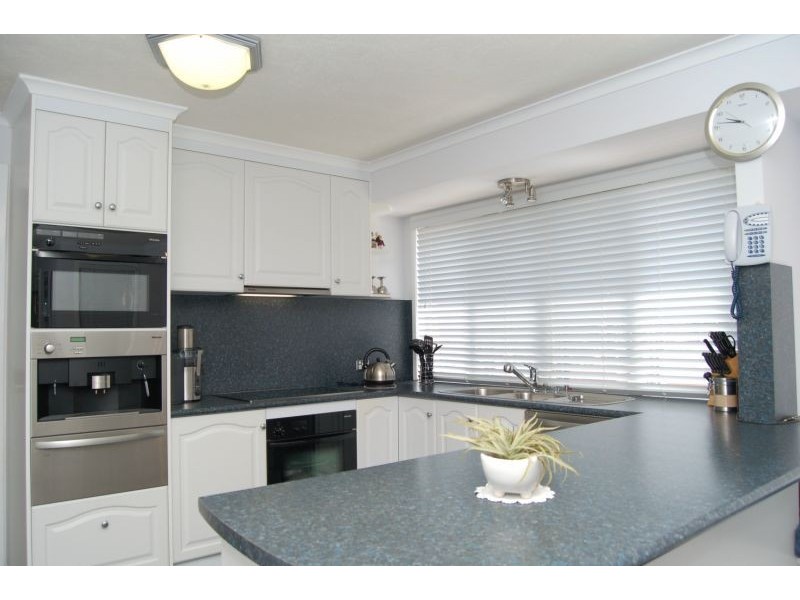 24 Rosina Road, North Maclean QLD 4280