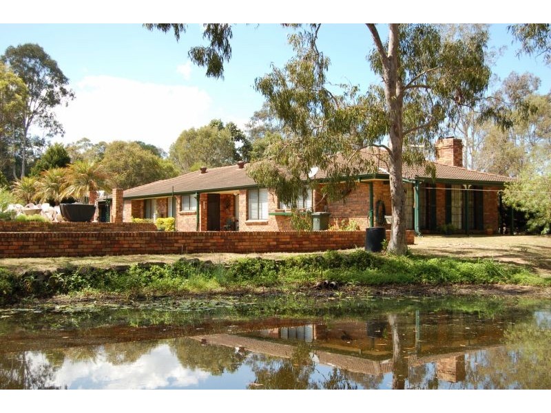 24 Rosina Road, North Maclean QLD 4280