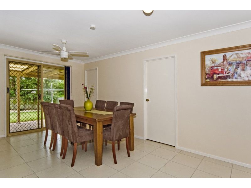 37 Samantha Street, Boronia Heights QLD 4124