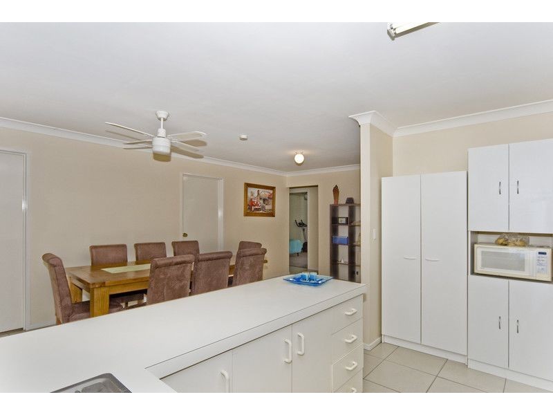 37 Samantha Street, Boronia Heights QLD 4124