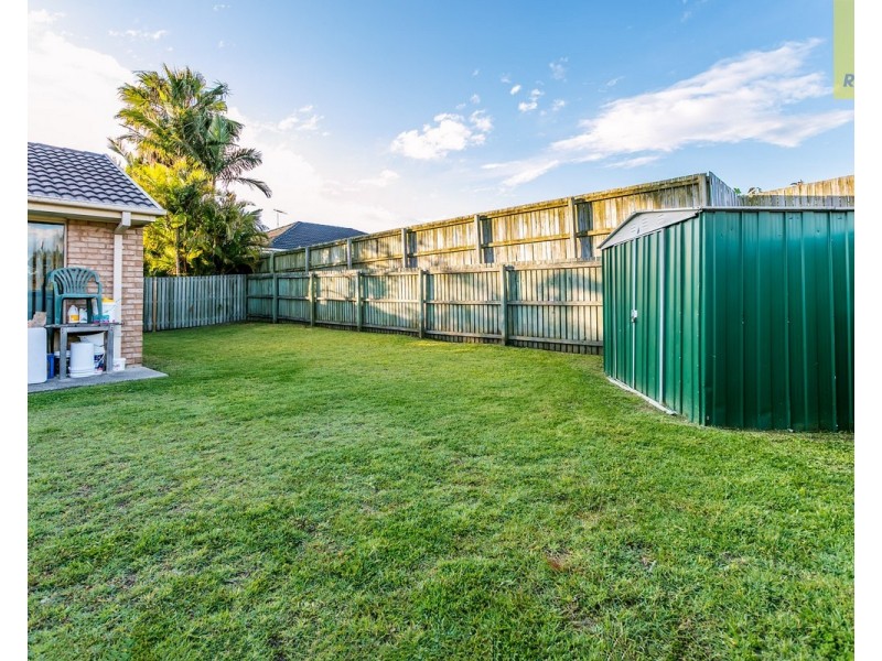 11 Robert South Drive, Crestmead QLD 4132