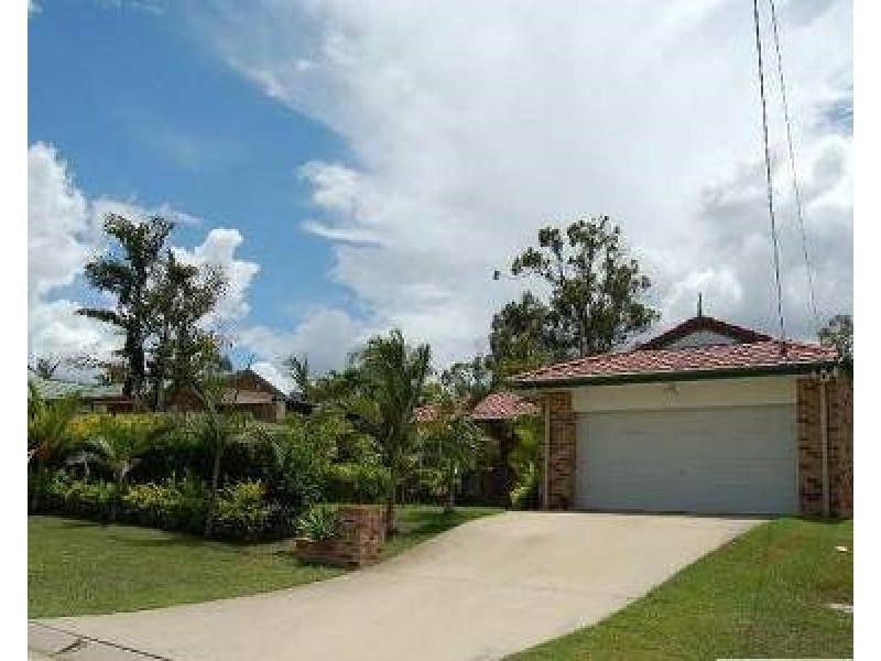 15 Owens Crescent, Regents Park QLD 4118