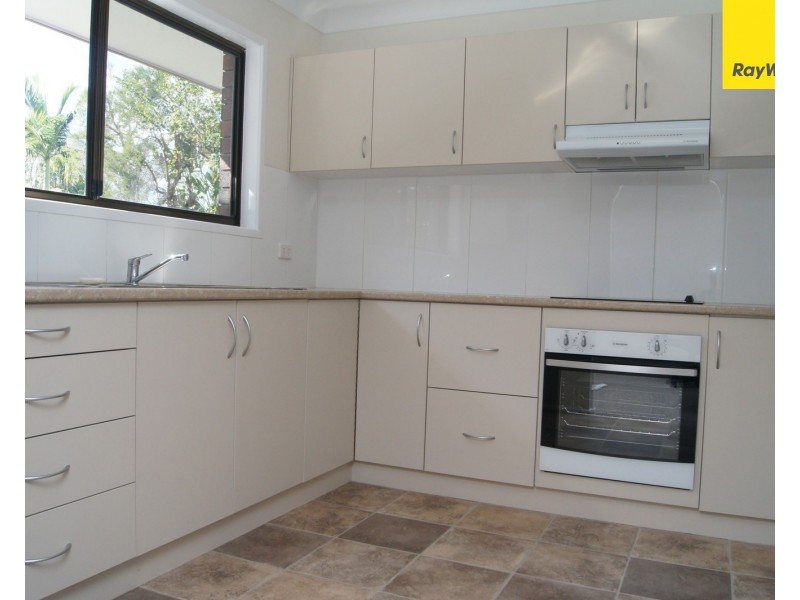 34 Dracon Street, Regents Park QLD 4118