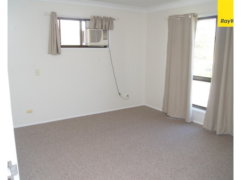 34 Dracon Street, Regents Park QLD 4118