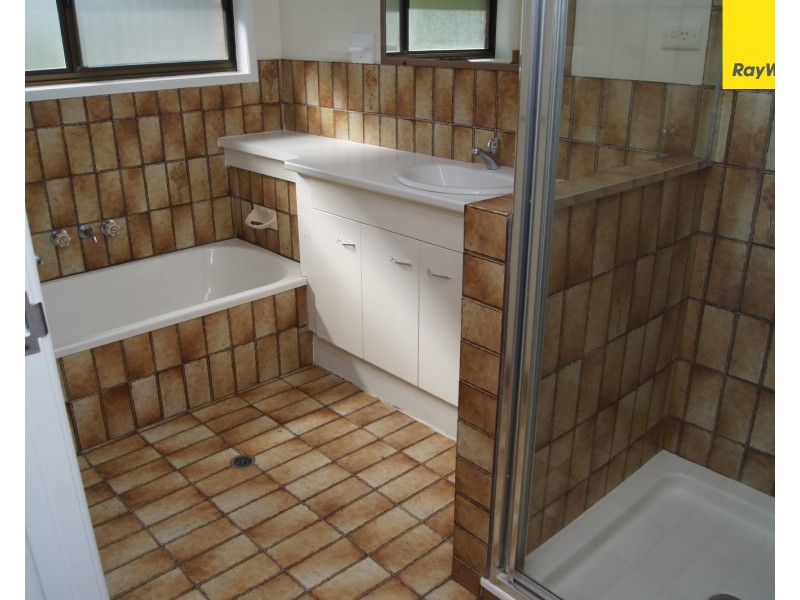 34 Dracon Street, Regents Park QLD 4118