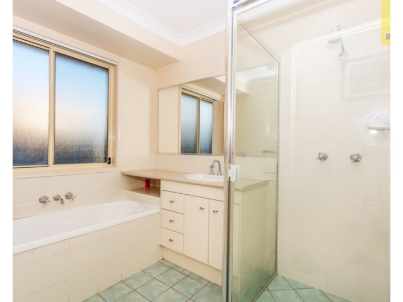 1 Allart Court, Marsden QLD 4132