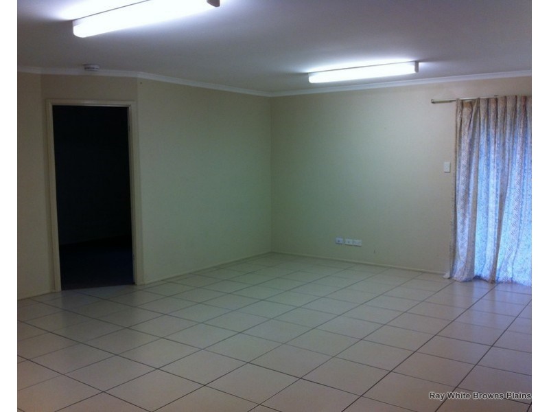 6 Kerri-Ann Court, Marsden QLD 4132