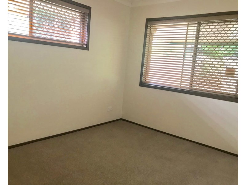 25 Russell Drive, Redbank Plains QLD 4301