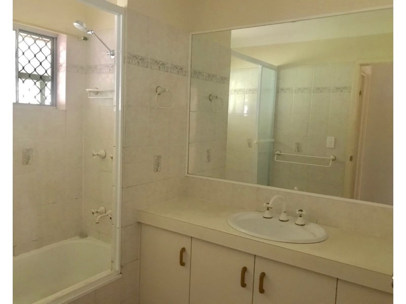 25 Russell Drive, Redbank Plains QLD 4301