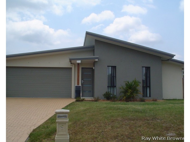 7 Pine Grove Drive, Crestmead QLD 4132