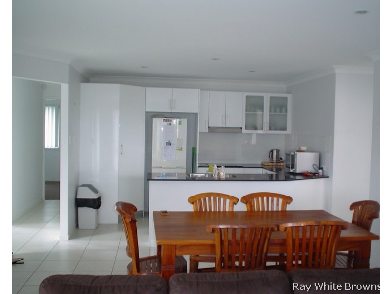 7 Pine Grove Drive, Crestmead QLD 4132