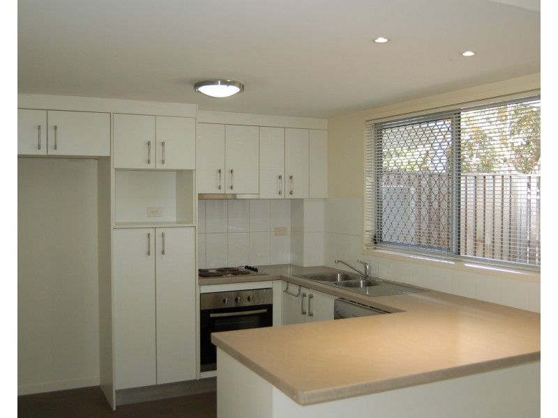 6/1 Emerald Drive, Regents Park QLD 4118