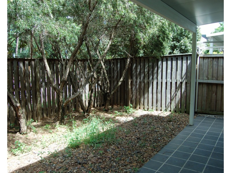 6/1 Emerald Drive, Regents Park QLD 4118