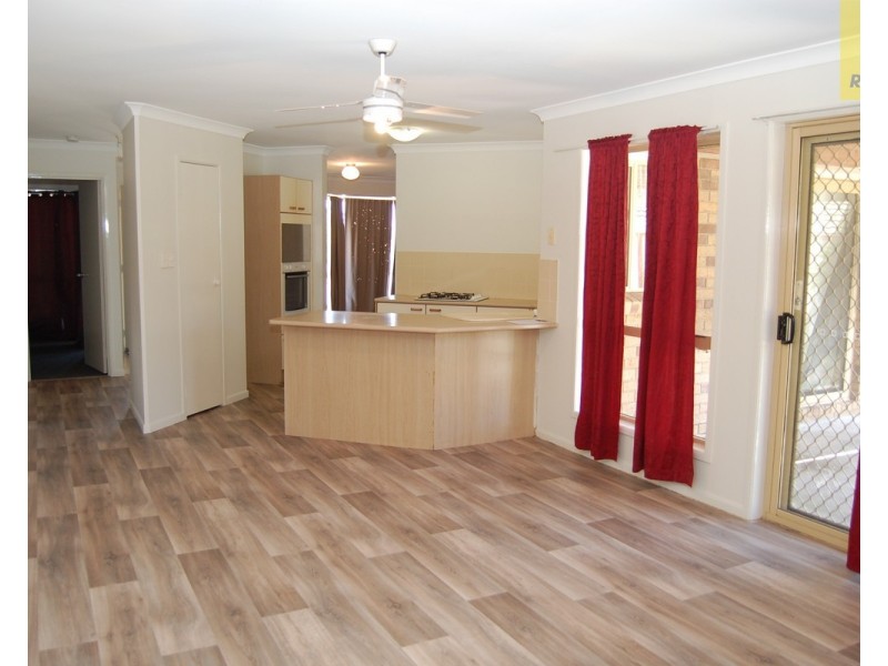 16 Mareeba Court, Boronia Heights QLD 4124