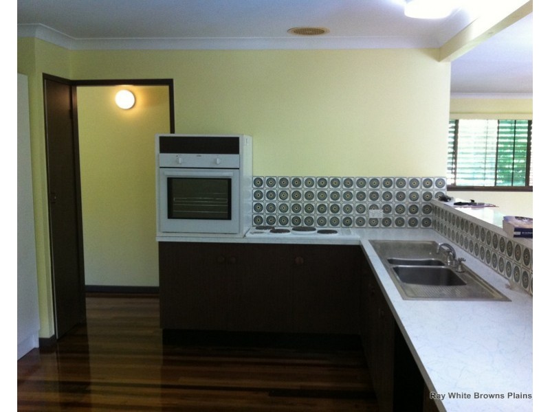 5 Anna Court, Boronia Heights QLD 4124