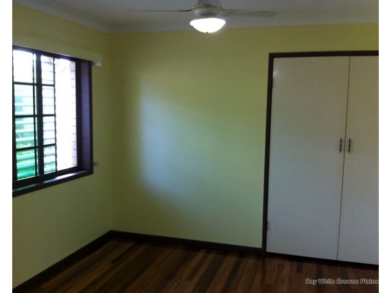 5 Anna Court, Boronia Heights QLD 4124