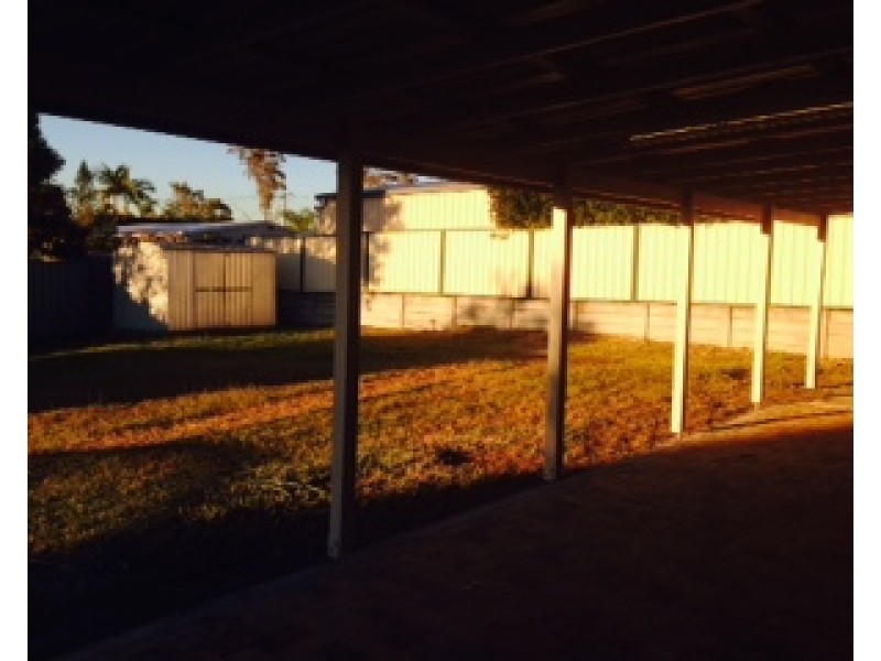 32 Vergulde Road, Regents Park QLD 4118