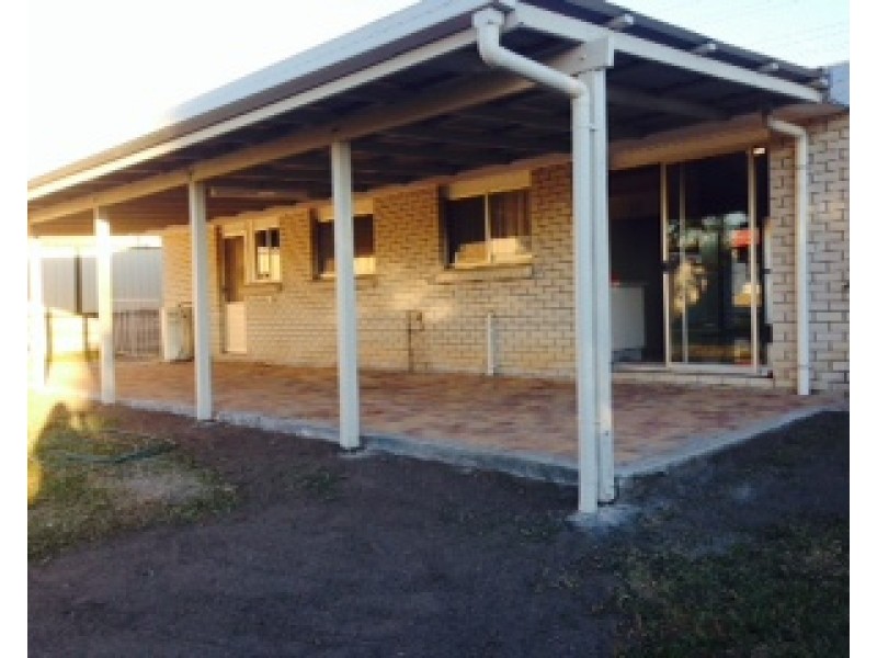 32 Vergulde Road, Regents Park QLD 4118