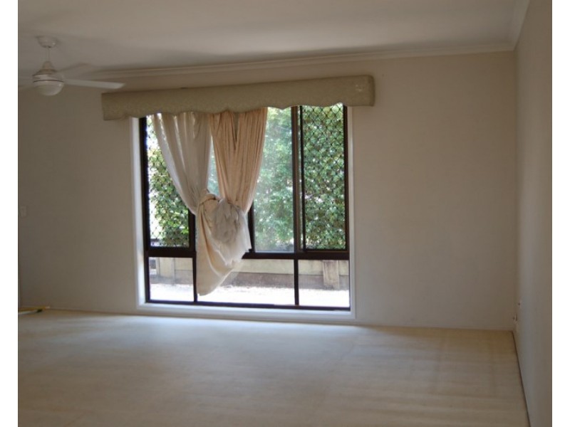 5 Curzon Street, Browns Plains QLD 4118