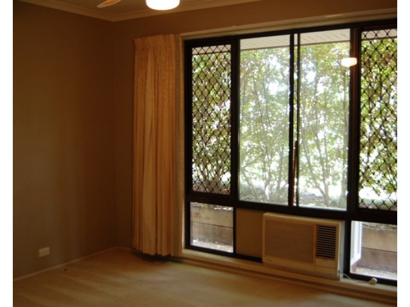 5 Curzon Street, Browns Plains QLD 4118