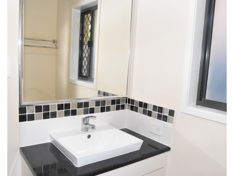 13 Topaz Crescent, Logan Reserve QLD 4133