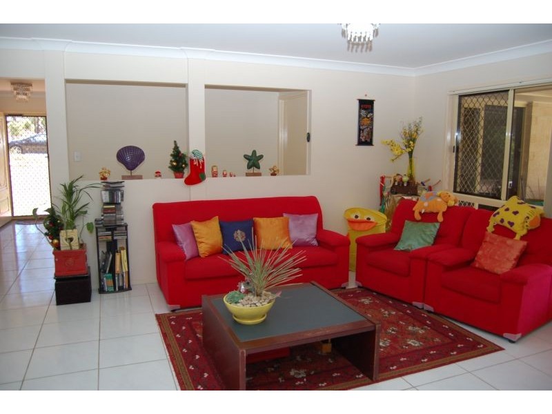 18 Tall Timber Road, New Beith QLD 4124