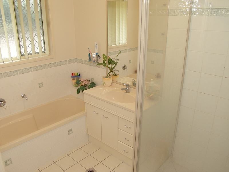 18 Tall Timber Road, New Beith QLD 4124